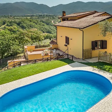 Gorgeous In With Wifi Holiday home